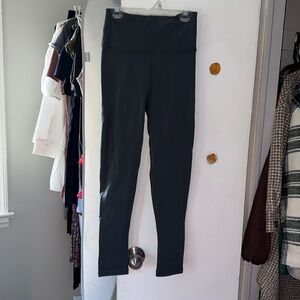 Athleta knit leggings with cutout side